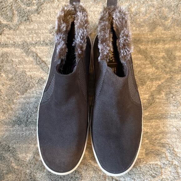 Toms Bryce 9 slip on suede mid sneaker faux fur trim 2902 - Picture 8 of 10